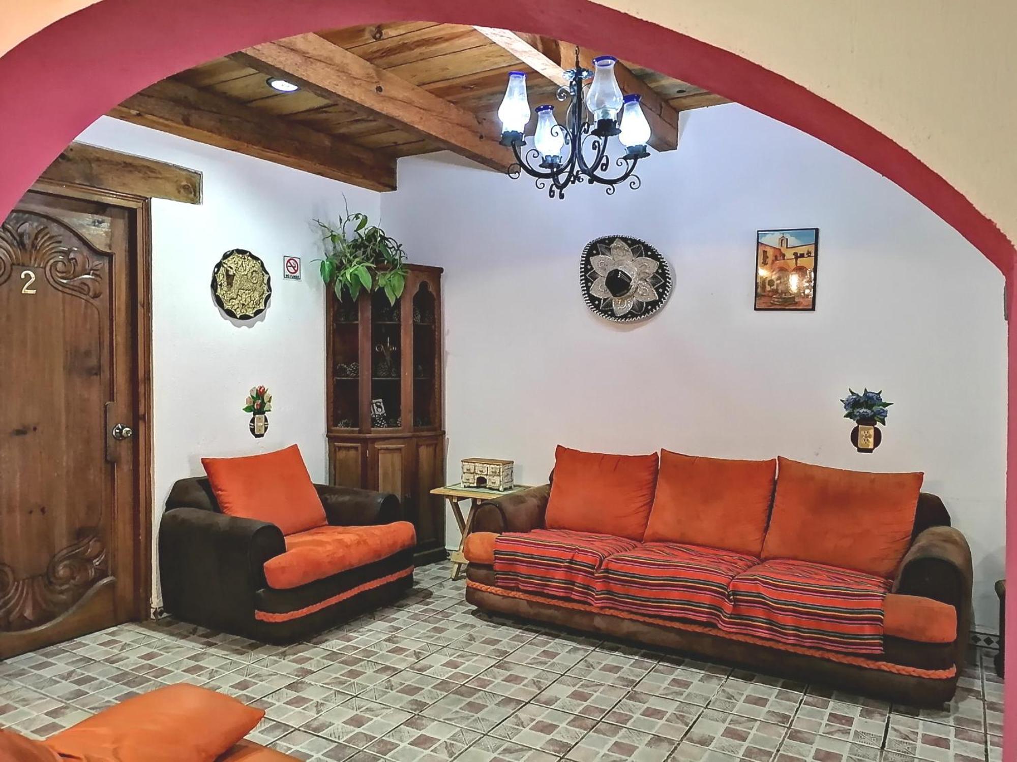 Hotel Tierra Maya San Cristóbal de Las Casas Екстериор снимка