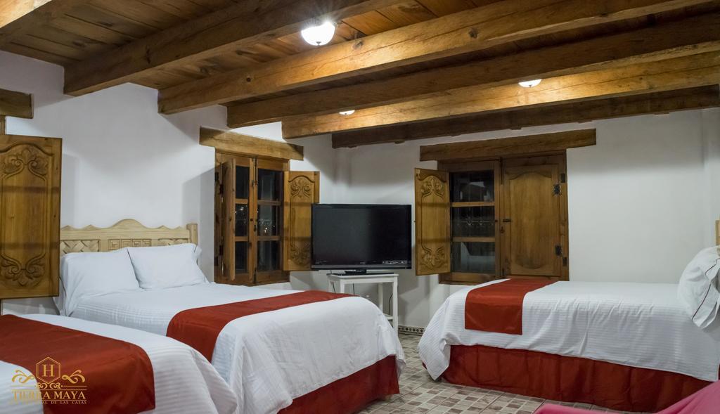 Hotel Tierra Maya San Cristóbal de Las Casas Екстериор снимка