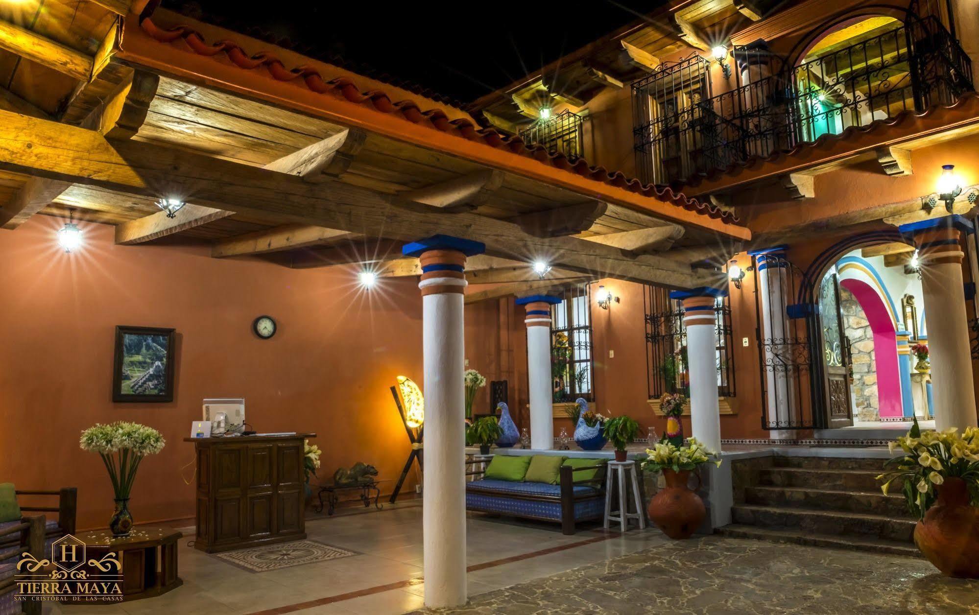 Hotel Tierra Maya San Cristóbal de Las Casas Екстериор снимка