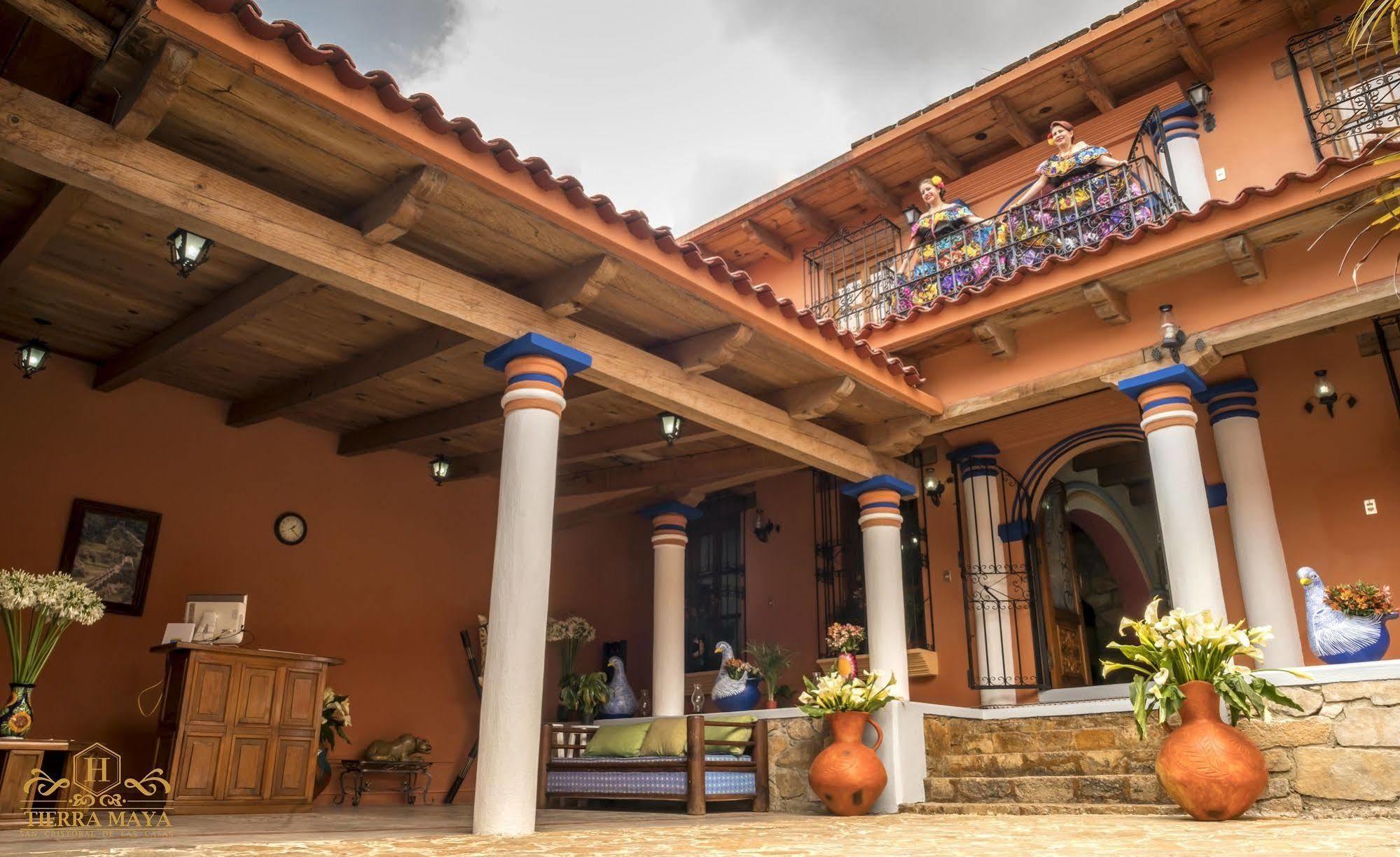 Hotel Tierra Maya San Cristóbal de Las Casas Екстериор снимка