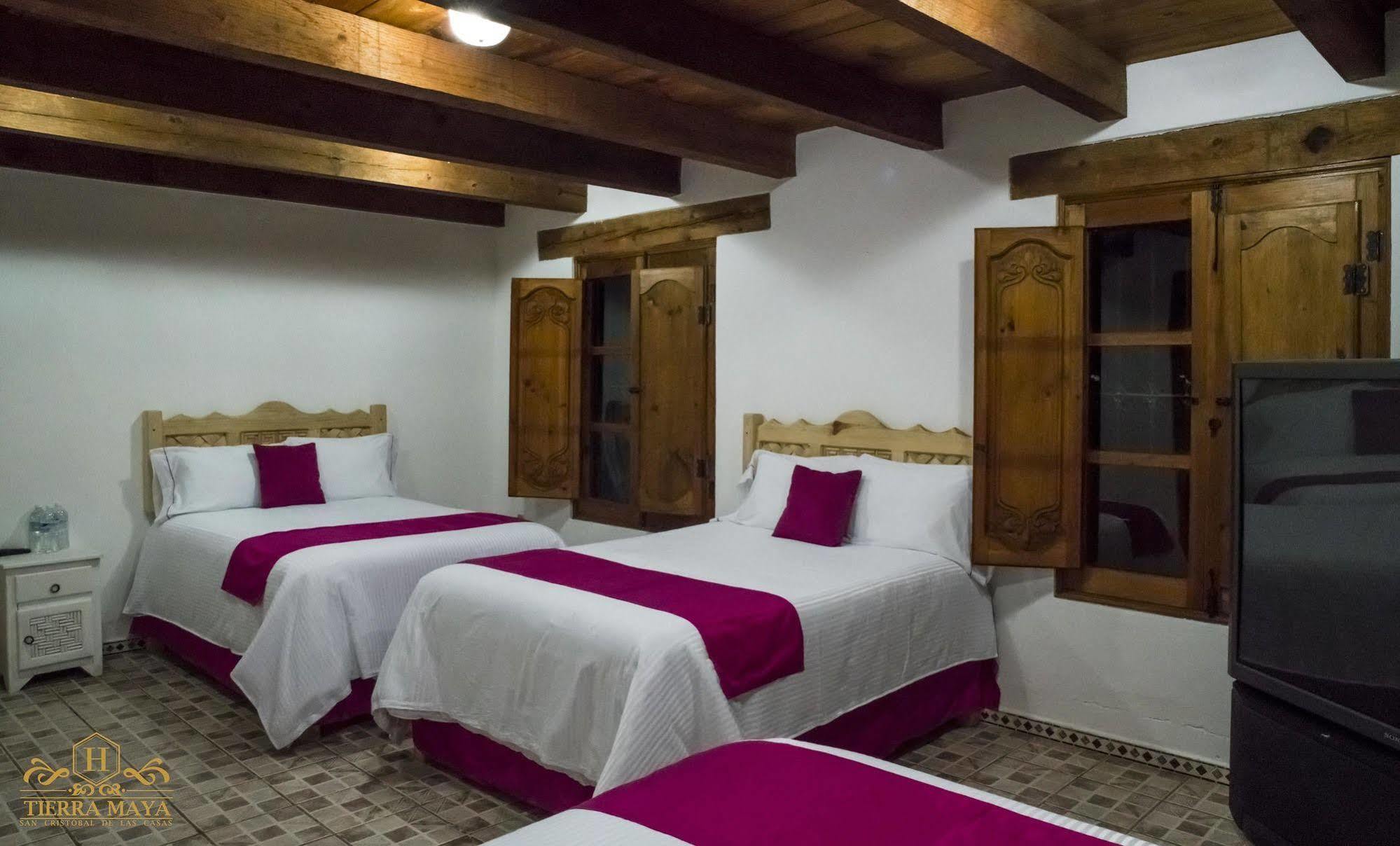 Hotel Tierra Maya San Cristóbal de Las Casas Екстериор снимка